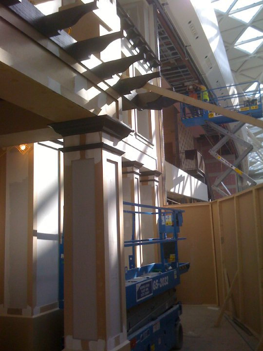 Hollister, White City — photo 5