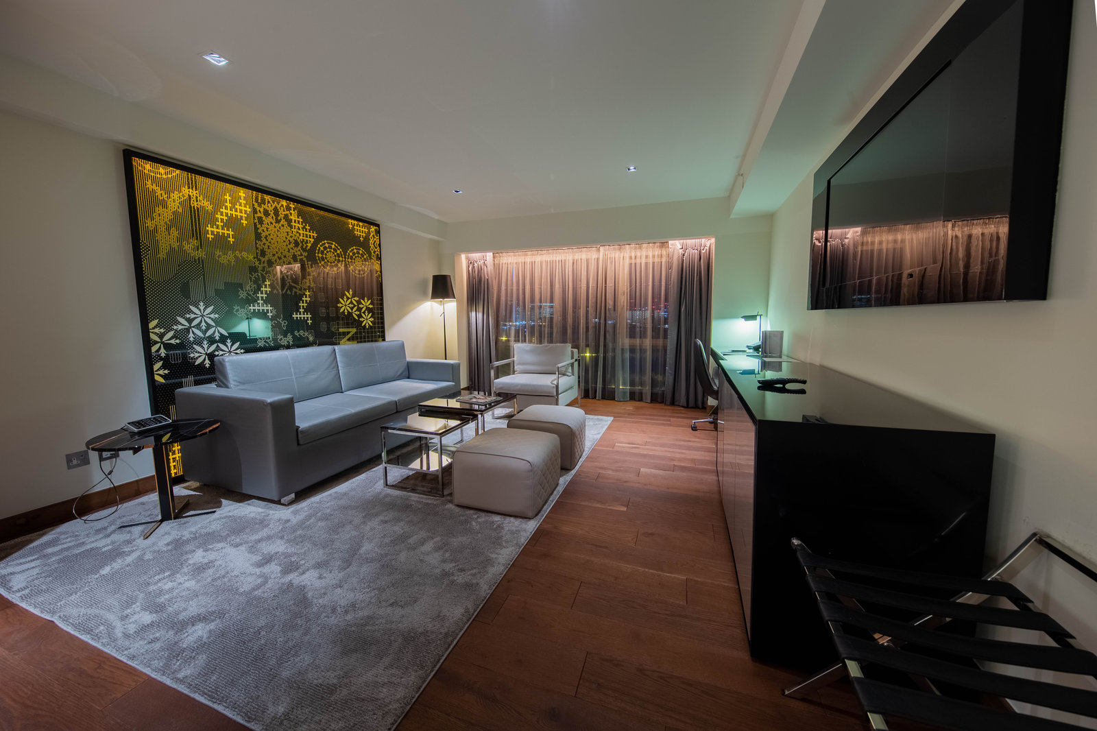 Park Plaza Riverbank — photo 9